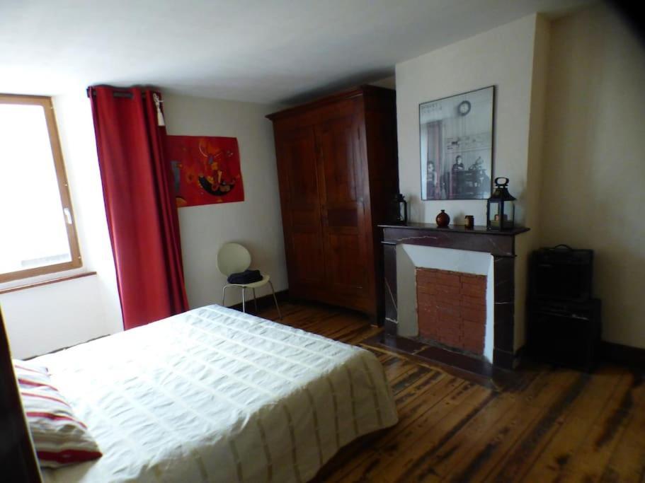 Maison Familiale Pour 8 Saint-Aventin Εξωτερικό φωτογραφία