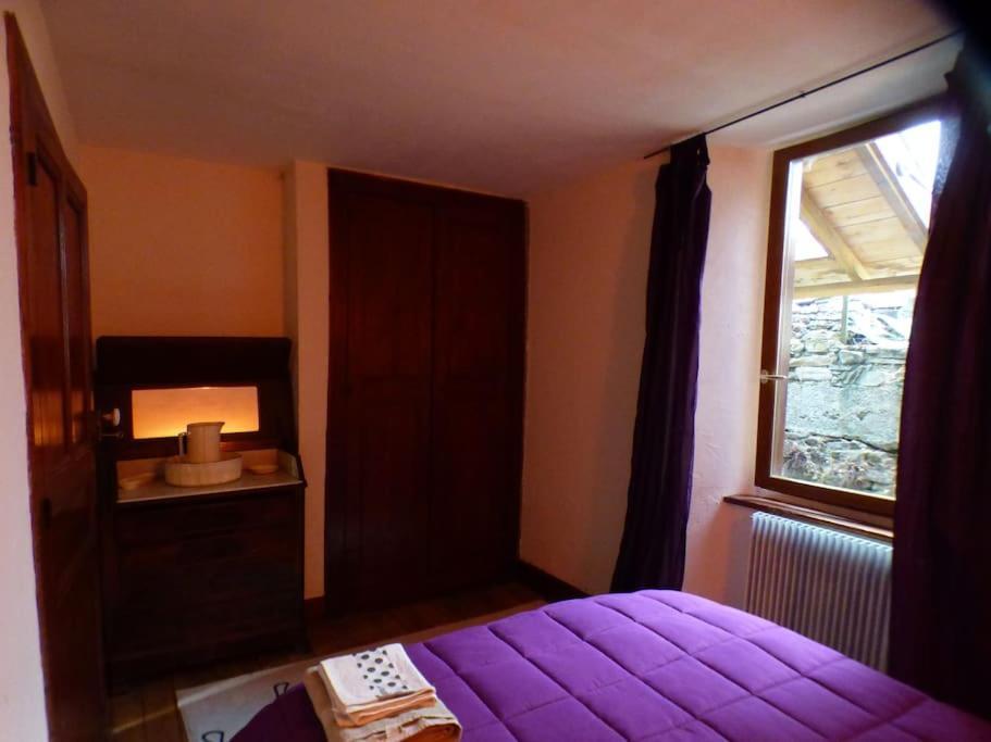 Maison Familiale Pour 8 Saint-Aventin Εξωτερικό φωτογραφία